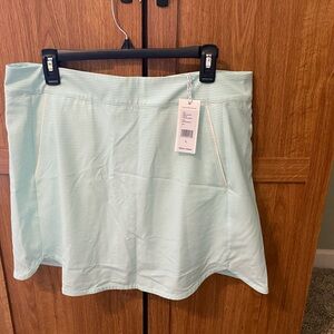 NWT Vineyard Vines Performance skort